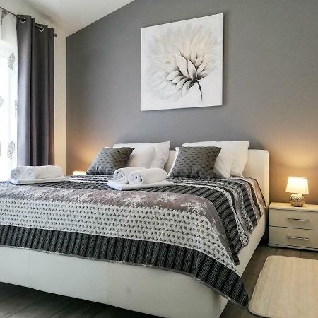 Apartment Sara Kastela Dış mekan fotoğraf